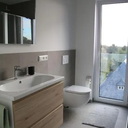 Modernes City-Appartement Neustadt an der Weinstrasse Exterior photo